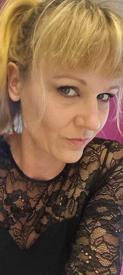 Domina Amely Pain - Institut Bizarre - Bielefeld