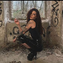 Lady Kalomira - Foto Nr. 12